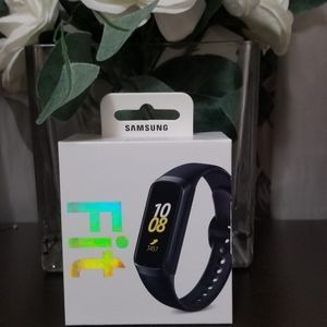 NIB Samsung Galaxy Fit Watch
